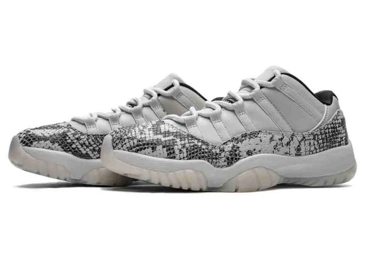  Bone CD6846-002 Low Snake Jordan Retro 11 Light 0511